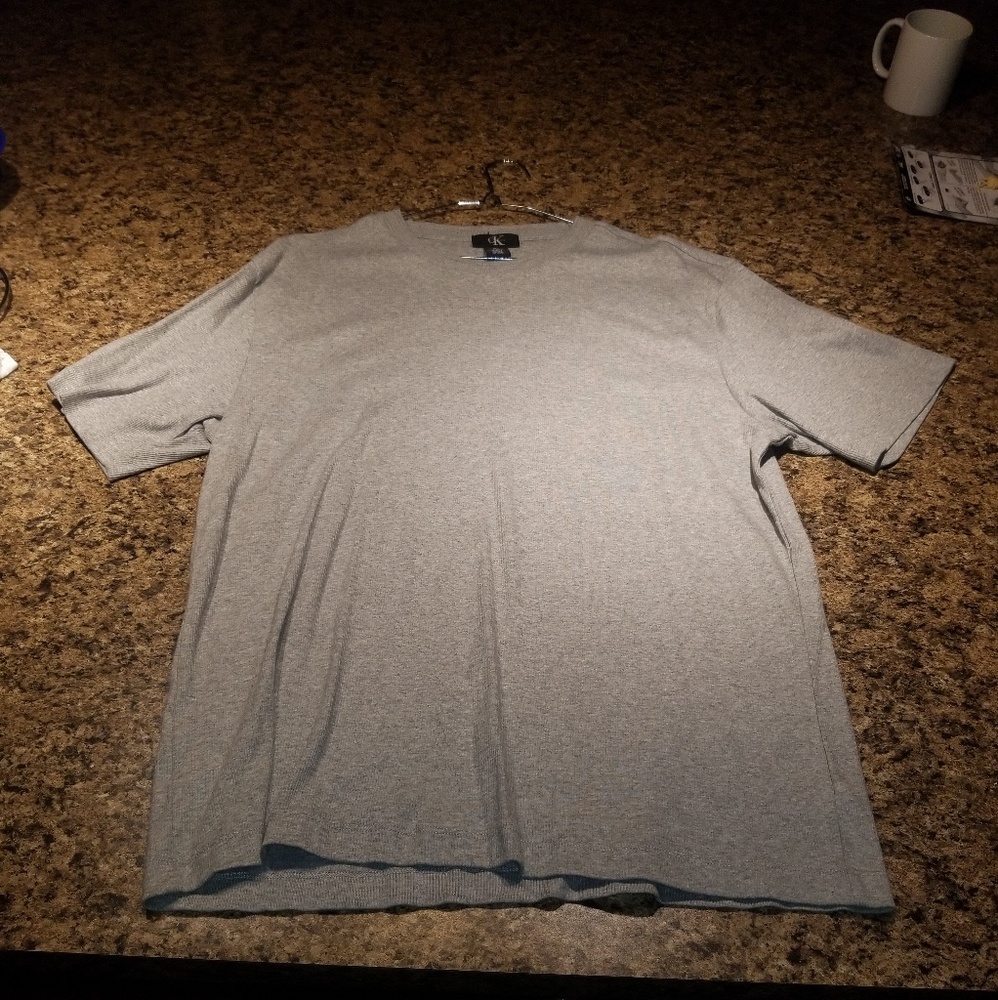 💎 Calvin Klein tee shirt brand new!